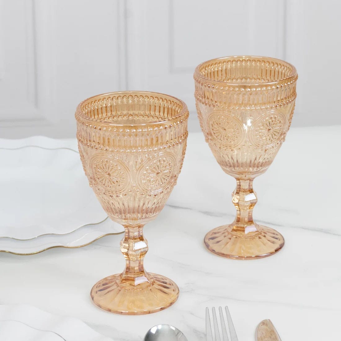 6 Vintage 11 oz Wine Glasses Goblets with Embossed Floral Pattern