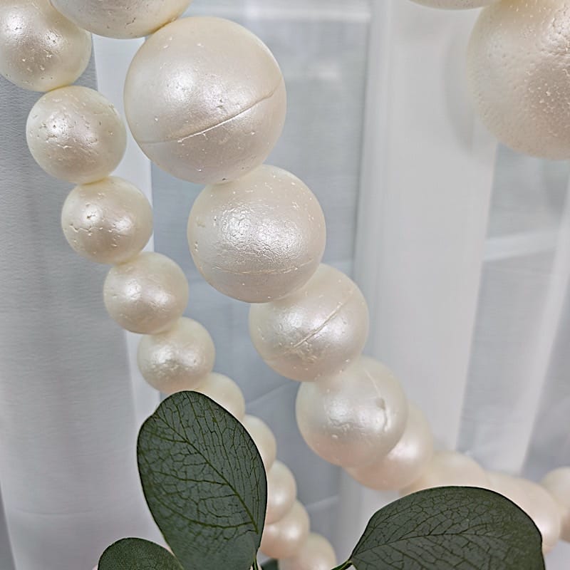 7.5 ft Foam Garland with 40 Pearls - White BKDP_DECOR_PRL_6CM_WHT