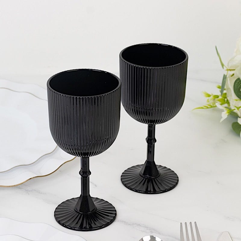 12 Plastic Wine Glasses Vintage Ribbed Pattern