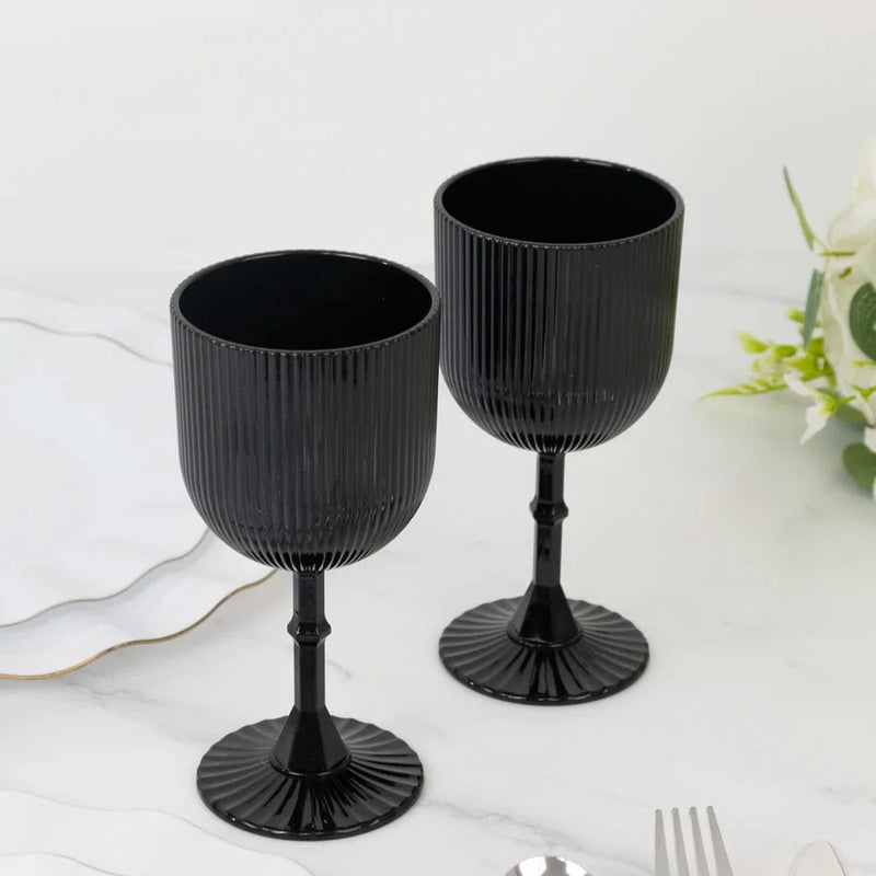 12 Plastic Wine Glasses Vintage Ribbed Pattern