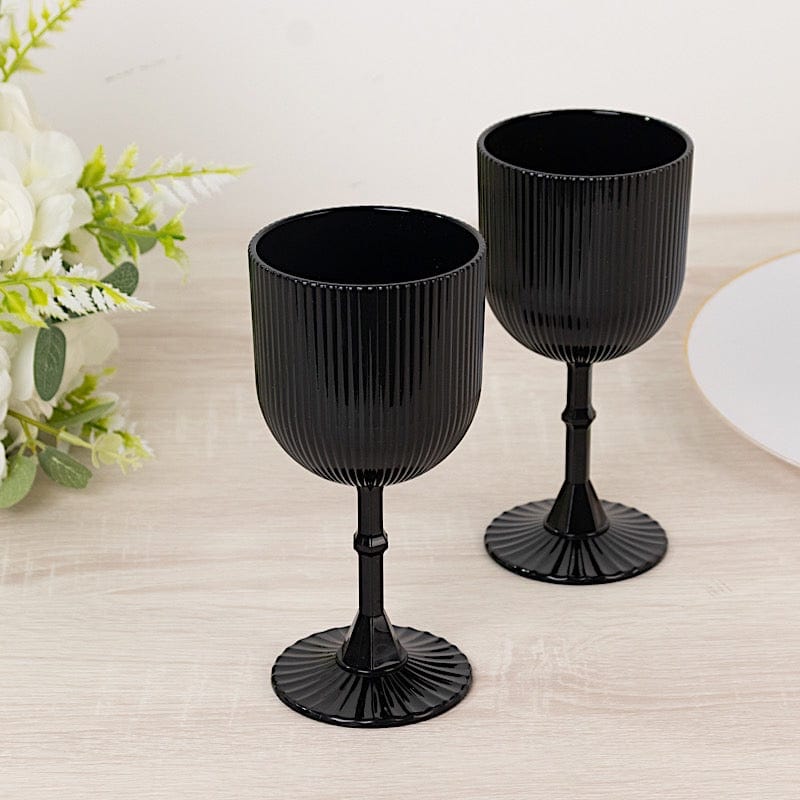 12 Plastic Wine Glasses Vintage Ribbed Pattern