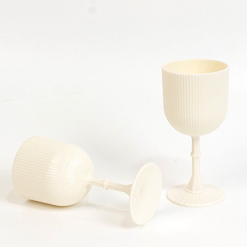 12 Plastic Wine Glasses Vintage Ribbed Pattern