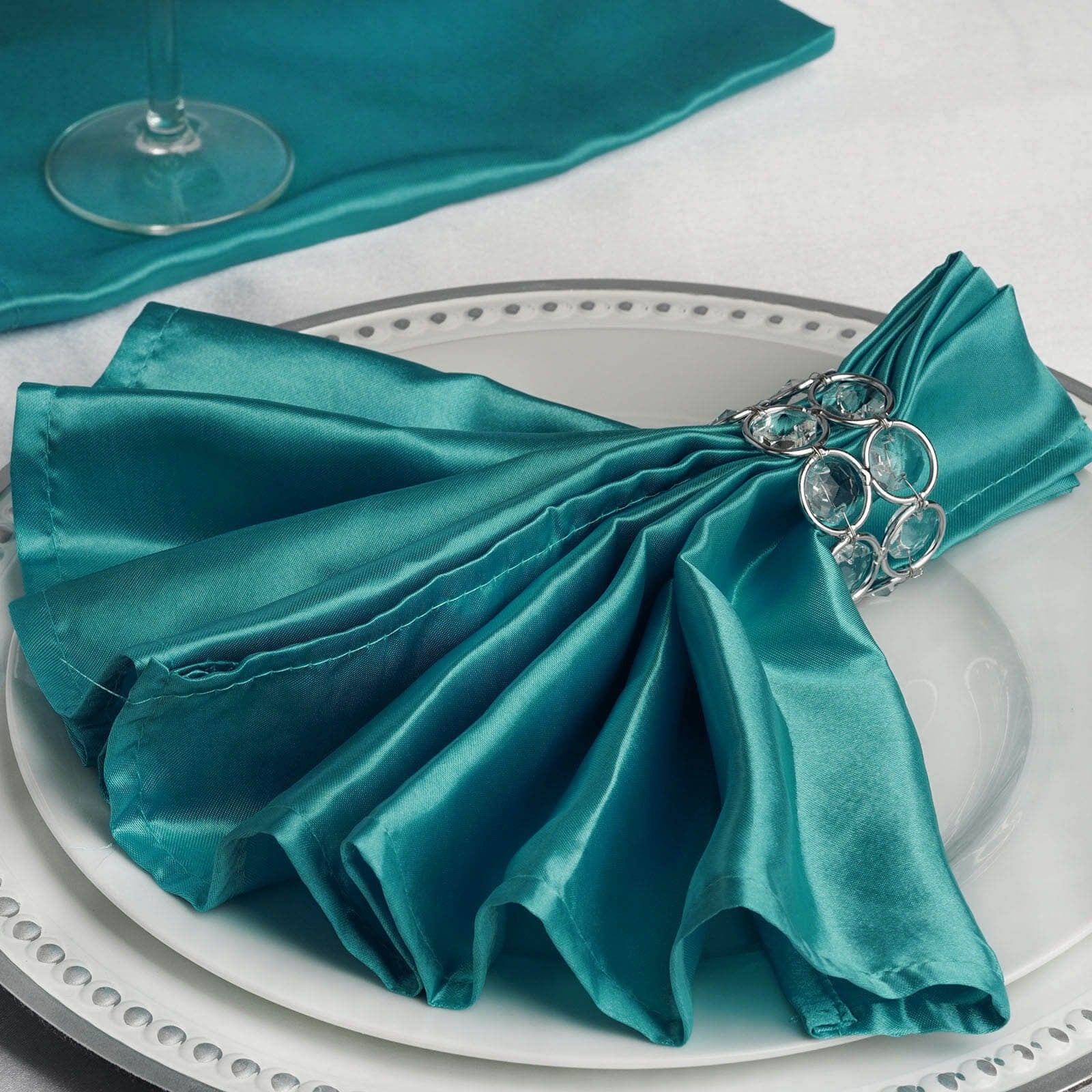 5 Satin Dinner Table Napkins 20