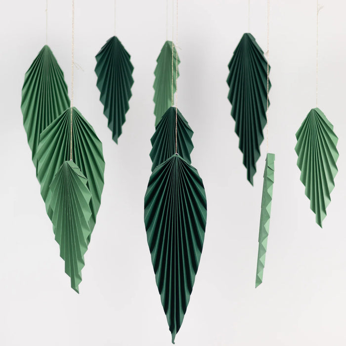 6 Leaves Hanging Paper Fans Wall Decor - Green