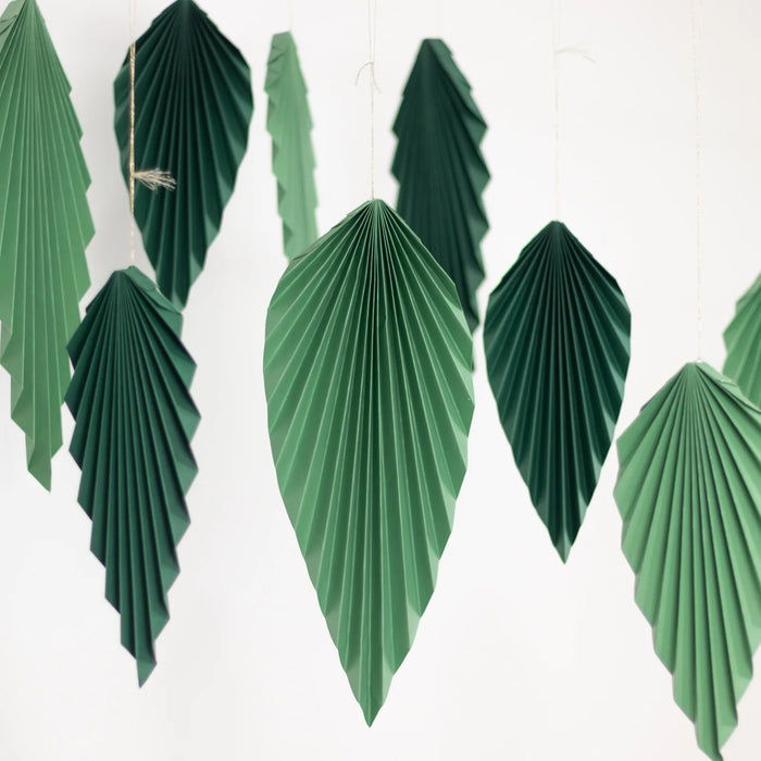 6 Leaves Hanging Paper Fans Wall Decor - Green