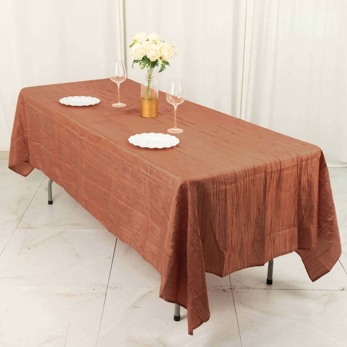 60" x 102" Accordion Metallic Crinkled Taffeta Rectangular Tablecloth