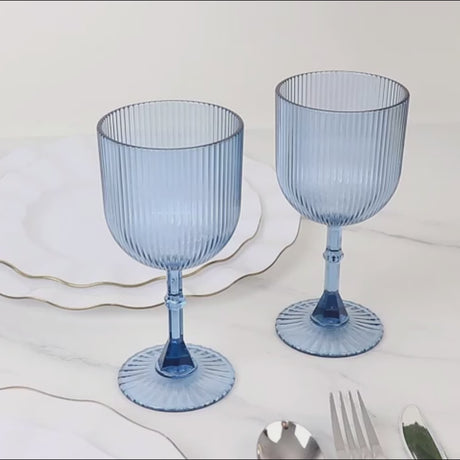12 Plastic Wine Glasses Vintage Ribbed Pattern