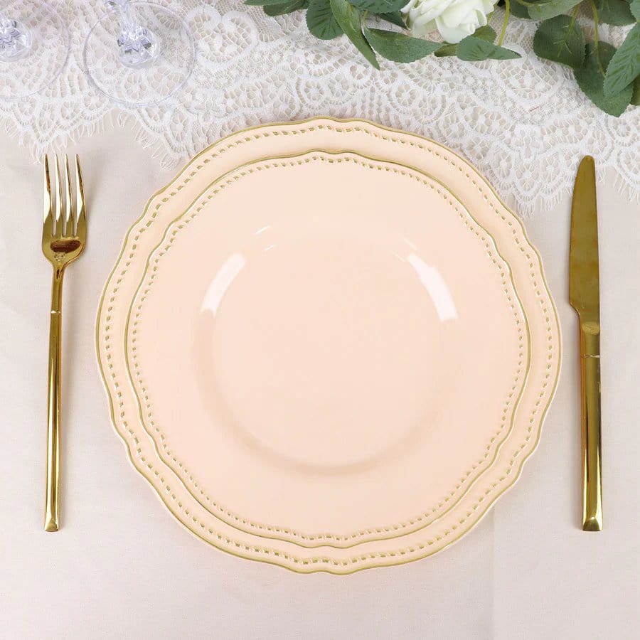 10 Round Plastic Dinner Plates with Gold Scalloped Rim - Disposable Tableware