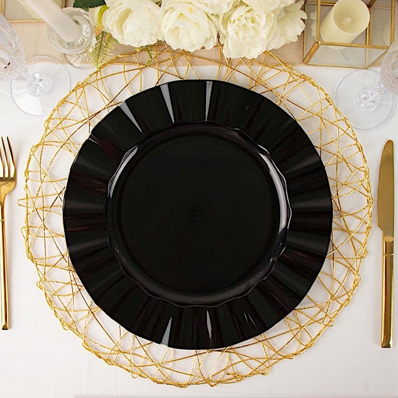 10 Round Plastic Salad Dinner Plates with Gold Wavy Rim - Disposable Tableware