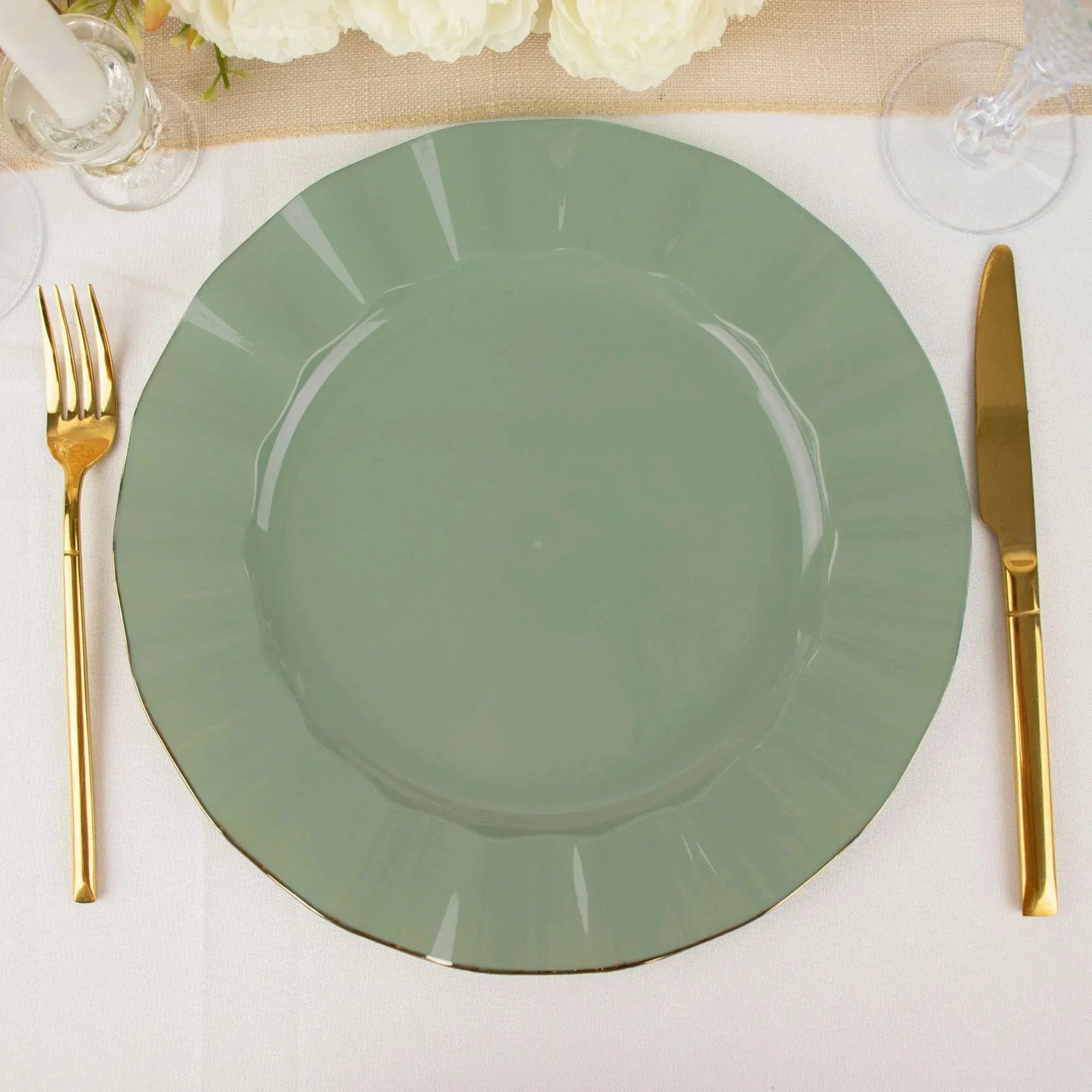 10 Round Plastic Salad Dinner Plates with Gold Wavy Rim - Disposable Tableware