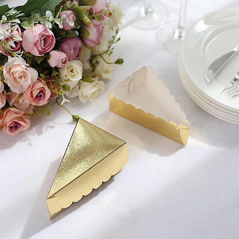 10 Triangle Cake Slice Paper Boxes with Scalloped Top Favor Holders