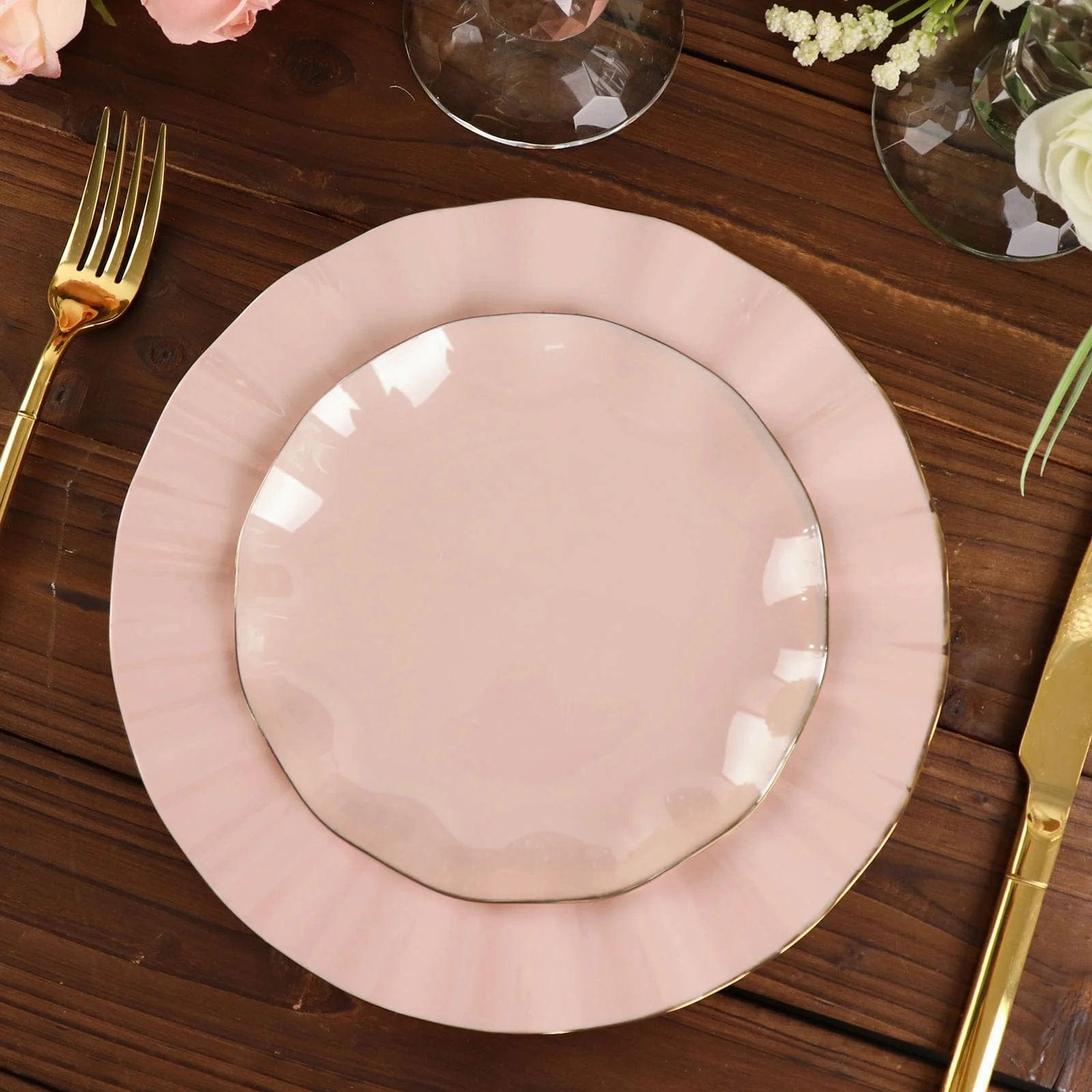 10 White Round Plastic Salad Dinner Plates with Gold Wavy Rim - Disposable Tableware