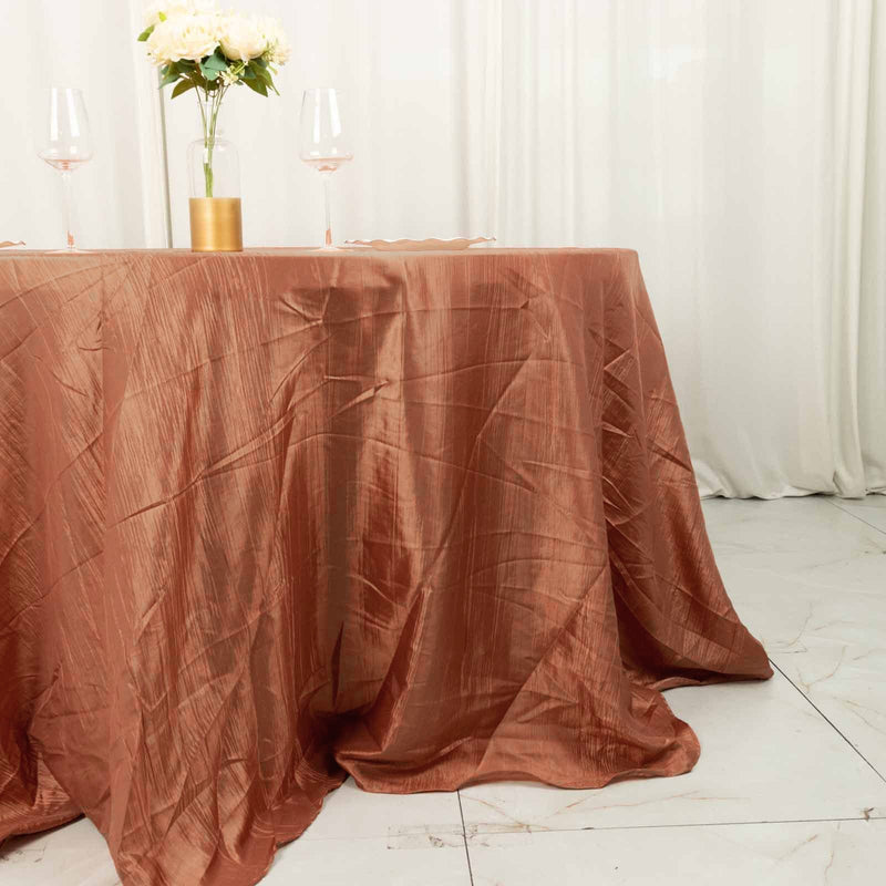 132" Accordion Crinkled Taffeta Round Tablecloth