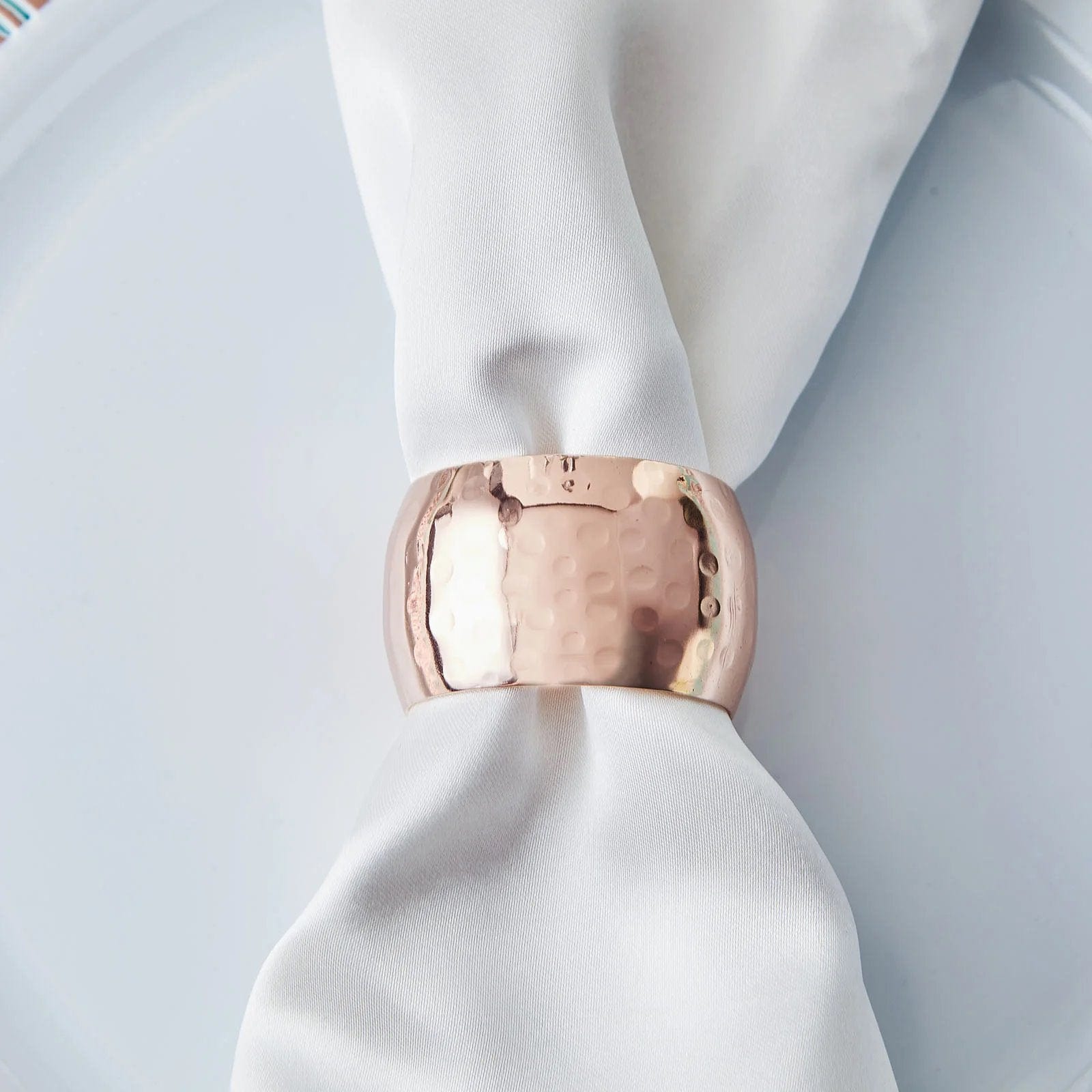 4 Hammered Napkin Rings Set