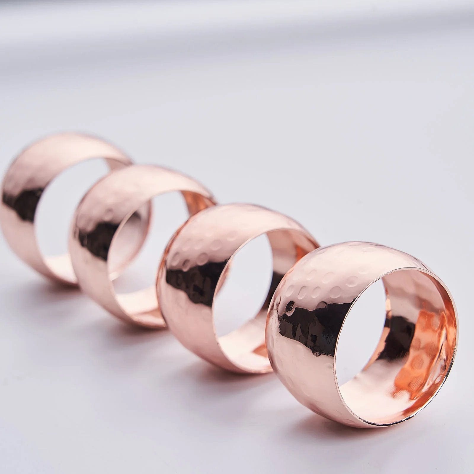 4 Hammered Napkin Rings Set