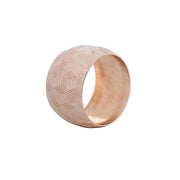 4 Metallic Napkin Rings with Geometric Engraved Design NAP_RING10_054