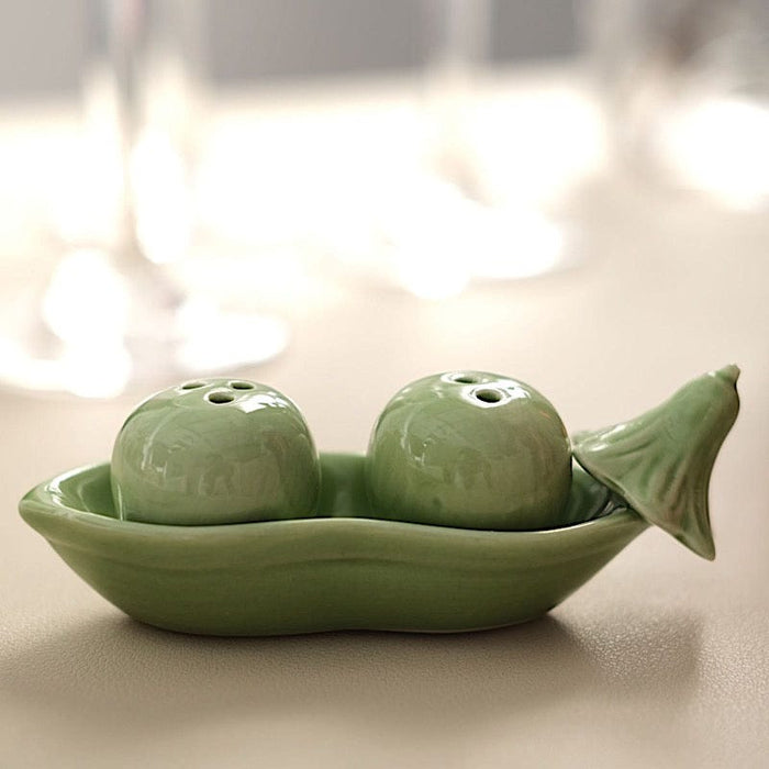 4" Two Peas in a Pod Salt and Pepper Shakers Wedding Favors with Gift Box - Green FAV_SNP_PEAS