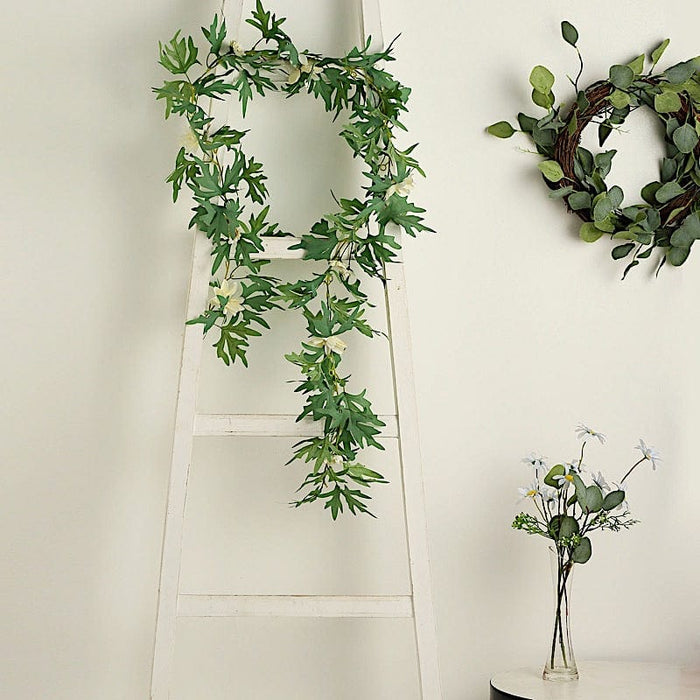 5 ft long Silk Daisy Flowers Garland with Leaves and Bendable Wire Vines - Cream ARTI_GRLD_DAIS01_CRM