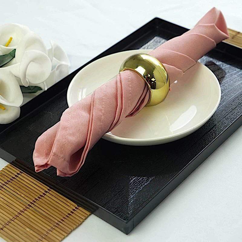 5 Polyester Napkins 17" x 17"