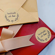 500 Handmade with Love 1.5" Round Self Adhesive Stickers Roll - Natural with Black STK_HM_001_15