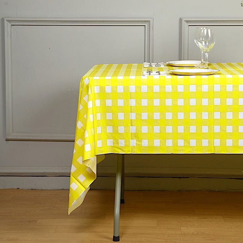 54x108" Checkered Disposable Plastic Table Cover Tablecloth