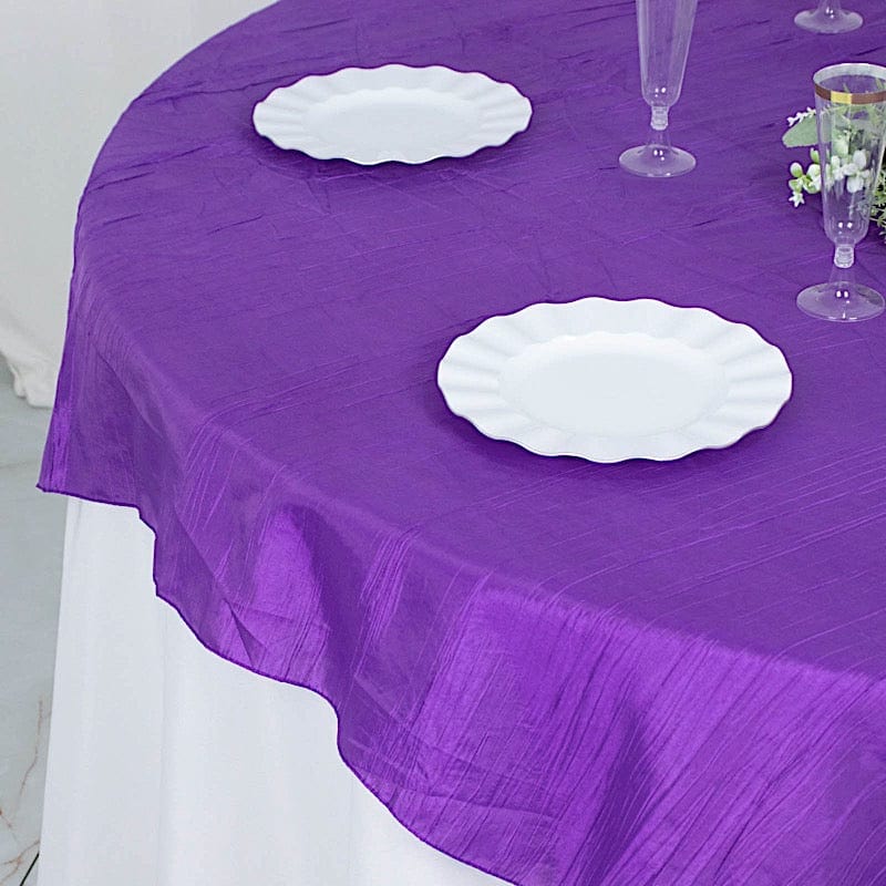 72" x 72" Accordion Crinkled Taffeta Square Table Overlay