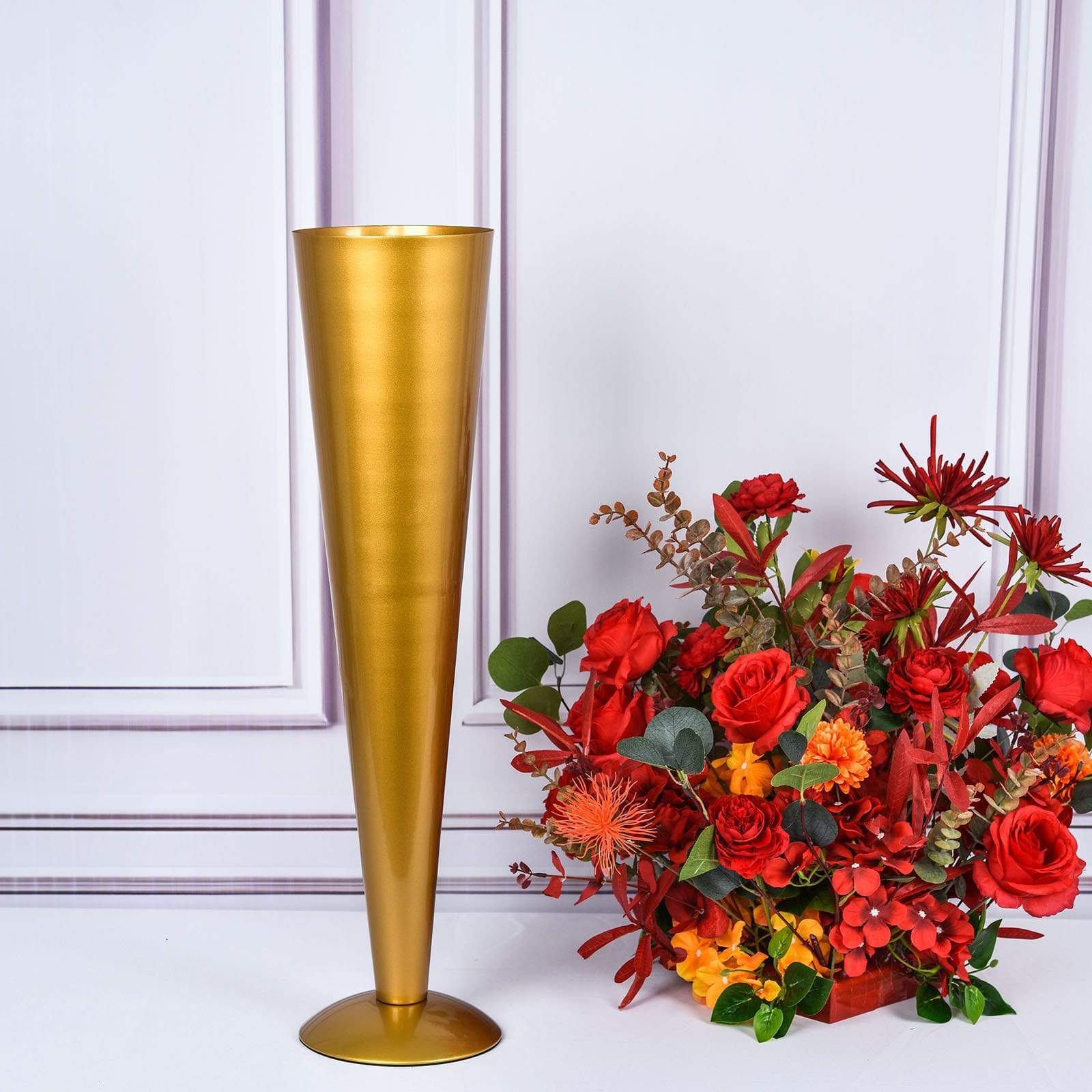 Metal Trumpet Wedding Flower Vase - Gold