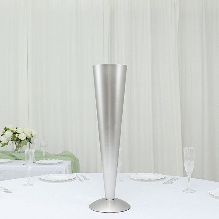 Metal Trumpet Wedding Flower Vase - Gold